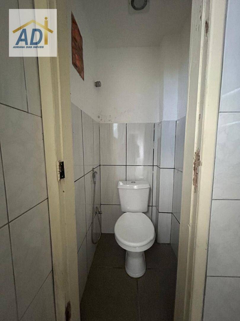 Casa para alugar com 1 quarto, 120m² - Foto 10
