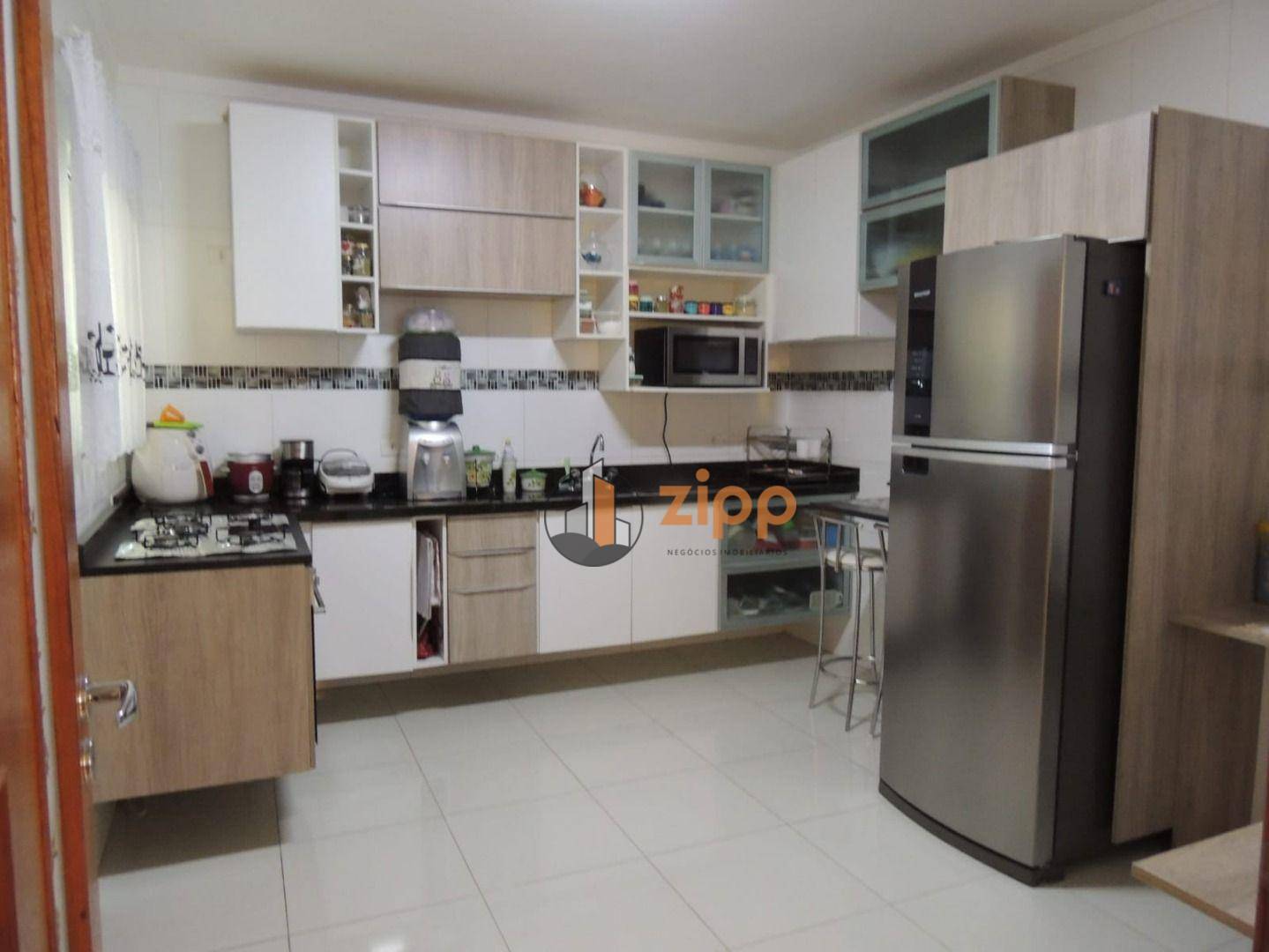 Sobrado à venda com 3 quartos, 140m² - Foto 4