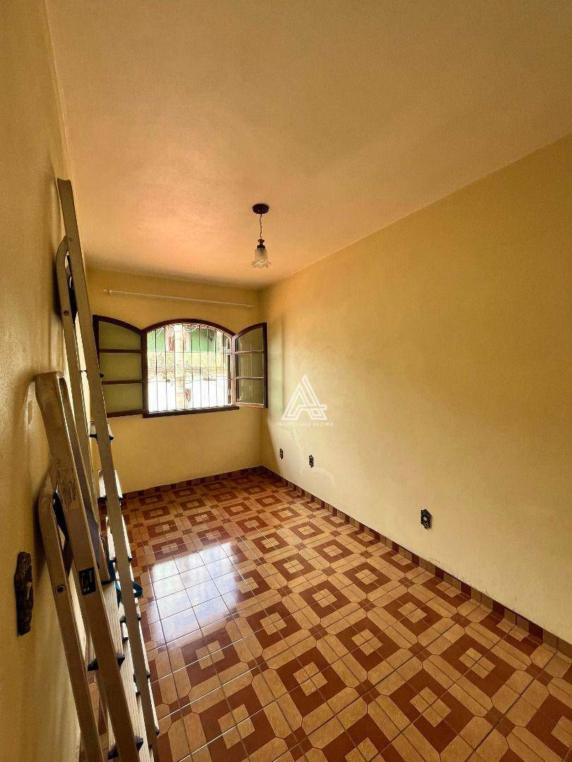 Sobrado à venda com 4 quartos, 182m² - Foto 81