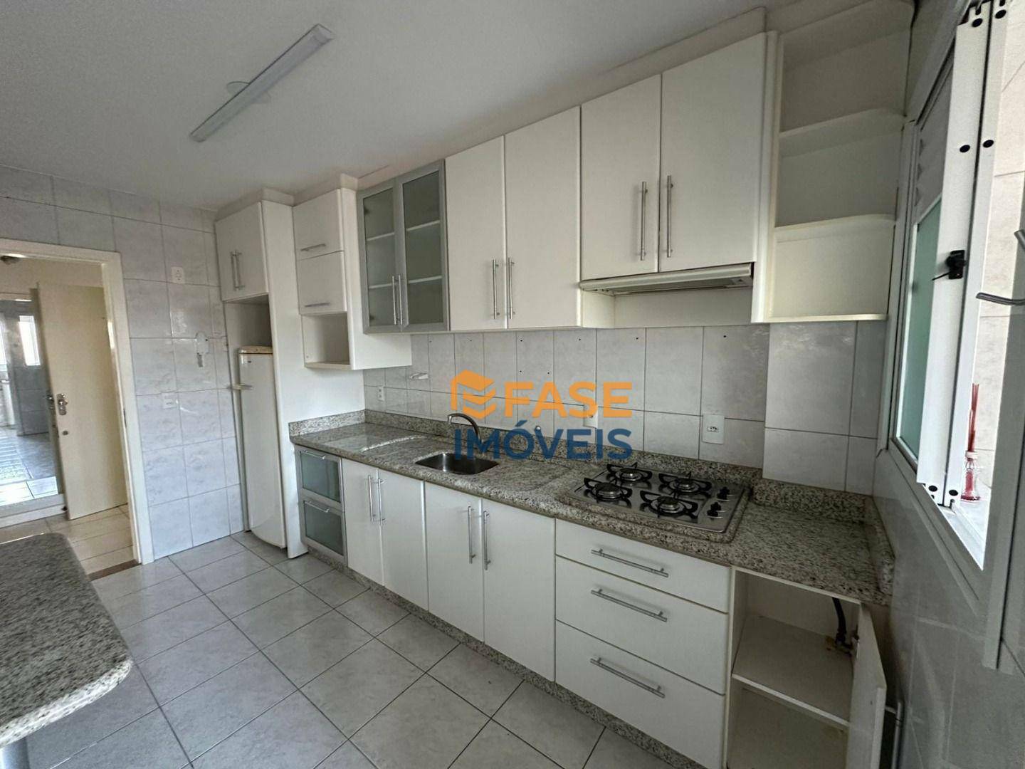 Apartamento à venda com 4 quartos, 112m² - Foto 5