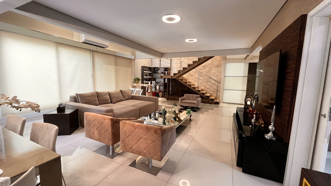 Casa de Condomínio à venda com 5 quartos, 393m² - Foto 8