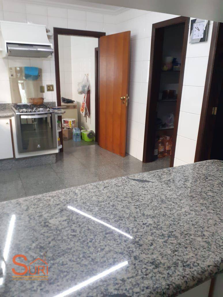 Sobrado à venda com 4 quartos, 290m² - Foto 12