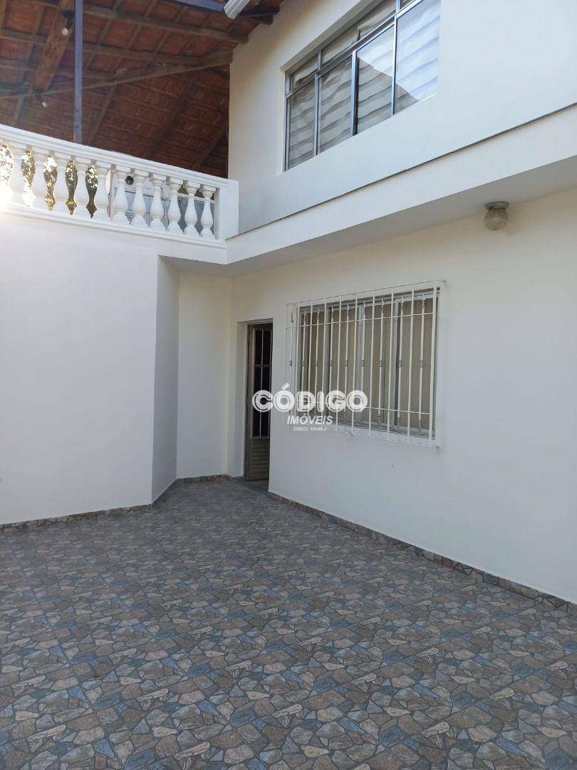 Casa para alugar com 2 quartos, 98m² - Foto 7