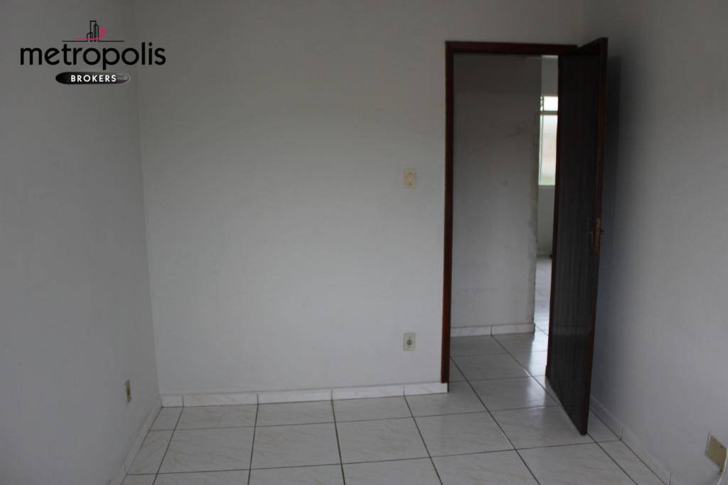Apartamento para alugar com 2 quartos, 60m² - Foto 12