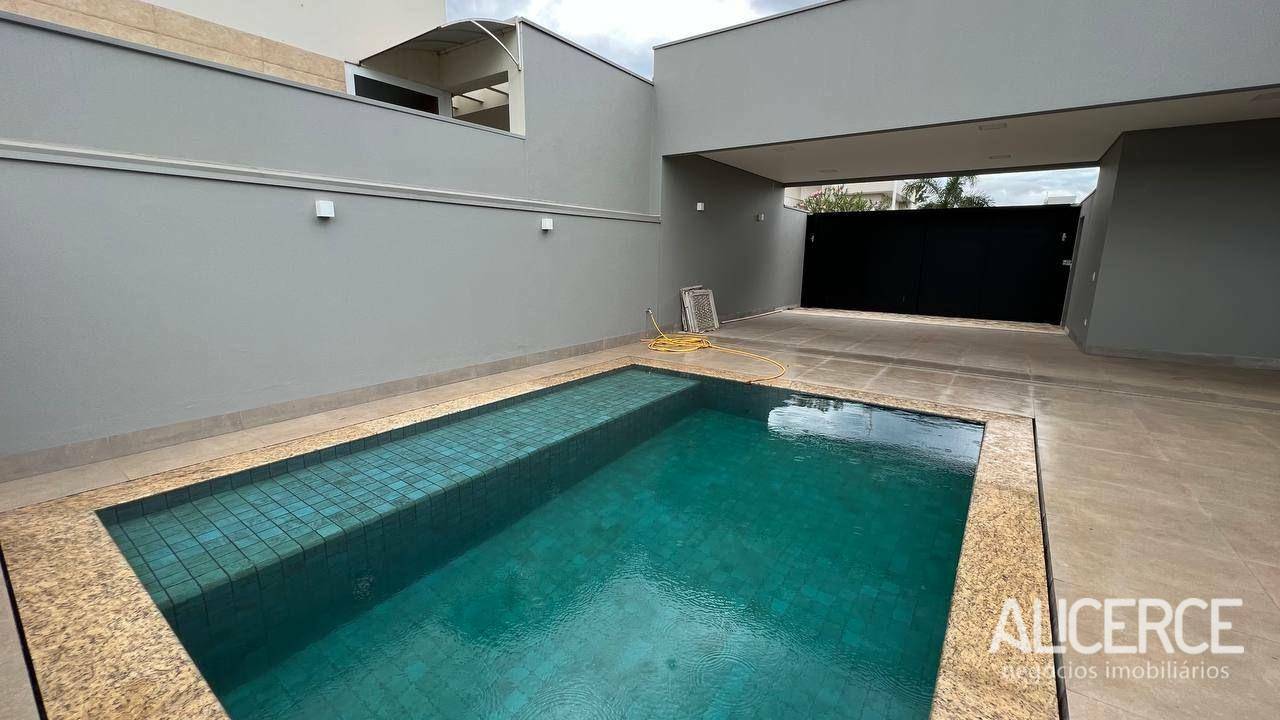 Casa de Condomínio à venda com 4 quartos, 216m² - Foto 32