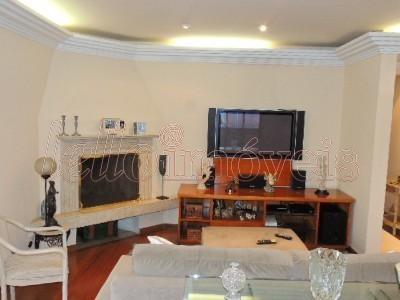 Apartamento à venda com 4 quartos, 233m² - Foto 2