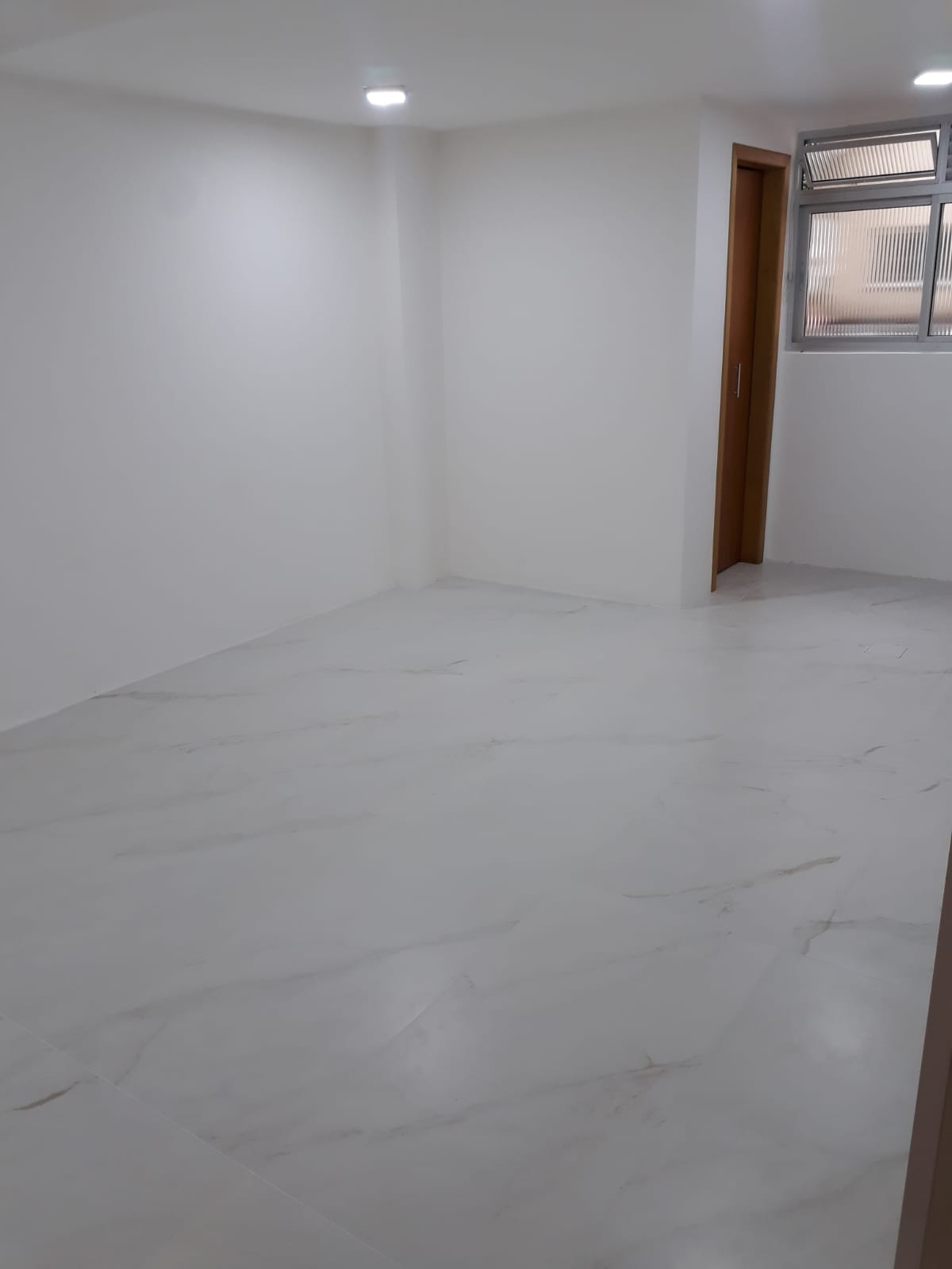 Apartamento à venda com 3 quartos, 103m² - Foto 10