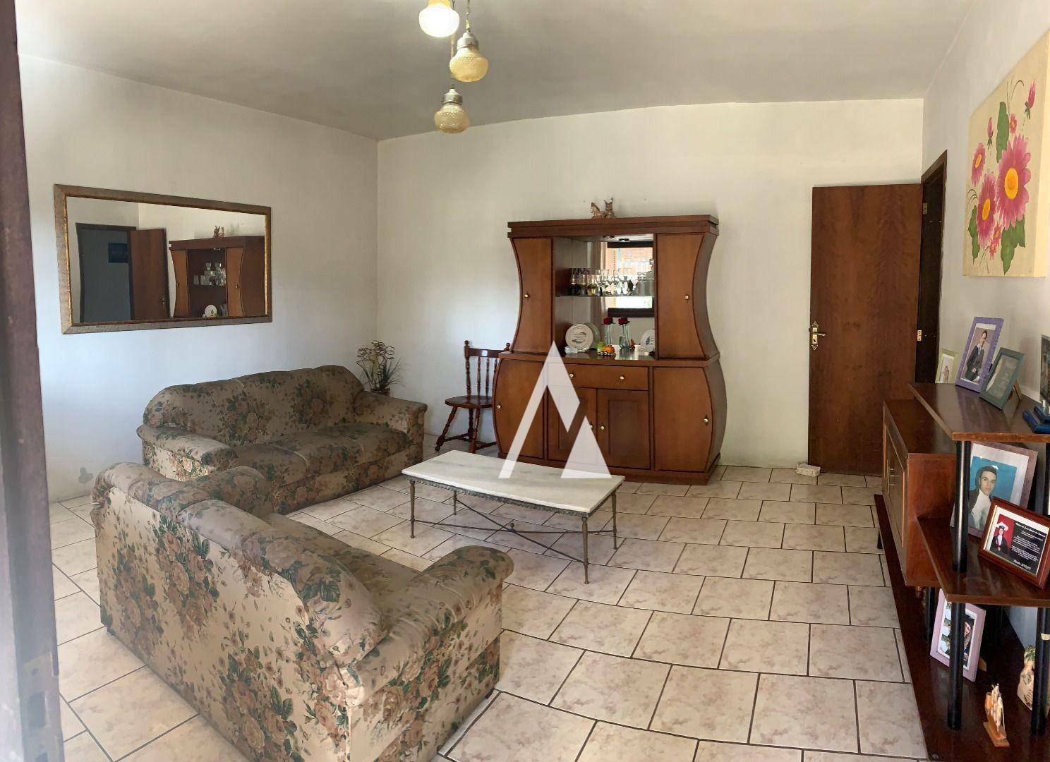 Casa à venda com 3 quartos, 250m² - Foto 6