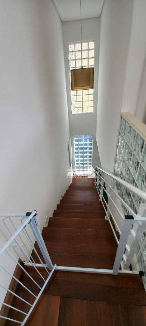 Casa de Condomínio à venda com 2 quartos, 200m² - Foto 26