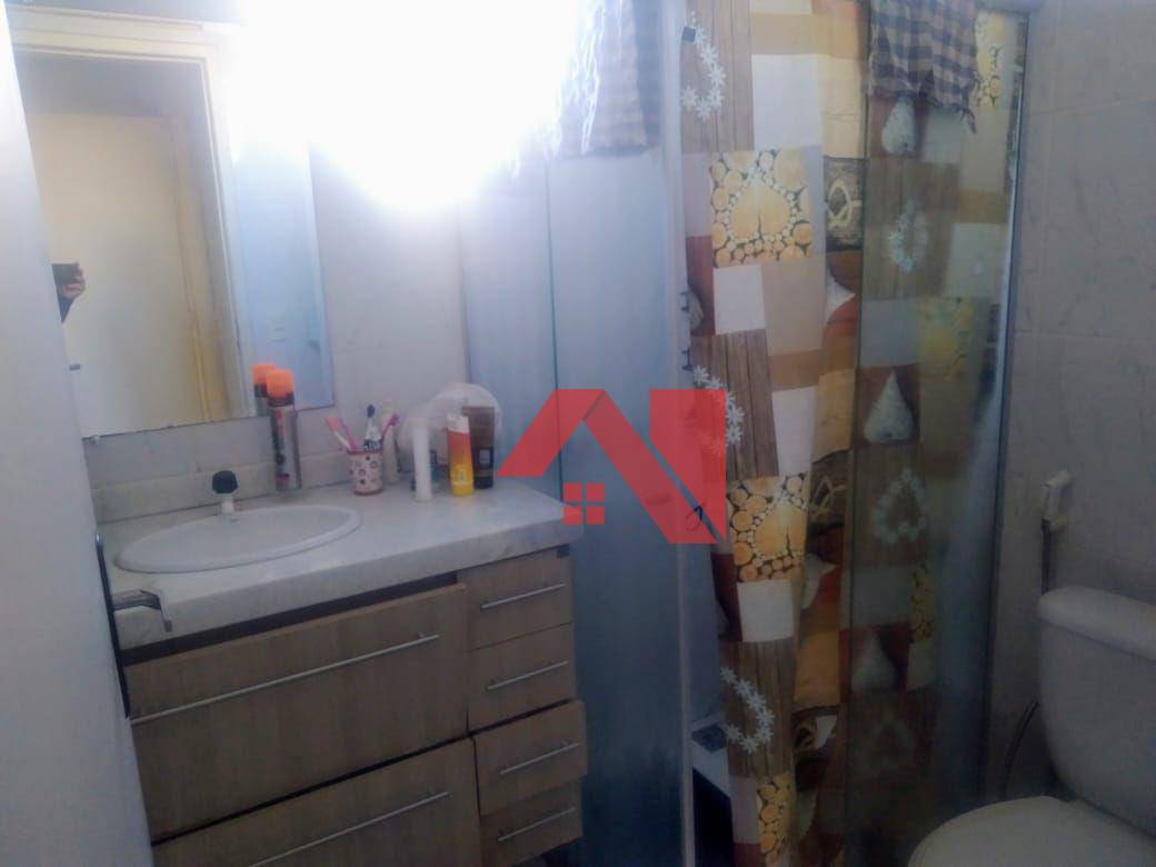 Apartamento à venda com 3 quartos, 70m² - Foto 3