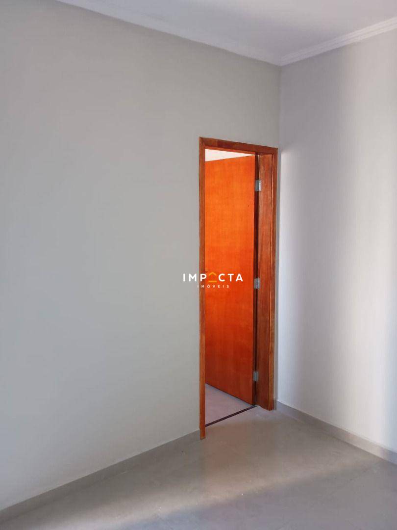 Casa à venda com 2 quartos, 73m² - Foto 7