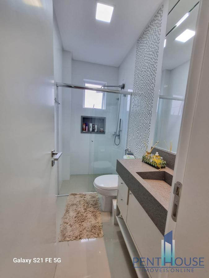 Apartamento à venda com 3 quartos, 136m² - Foto 29