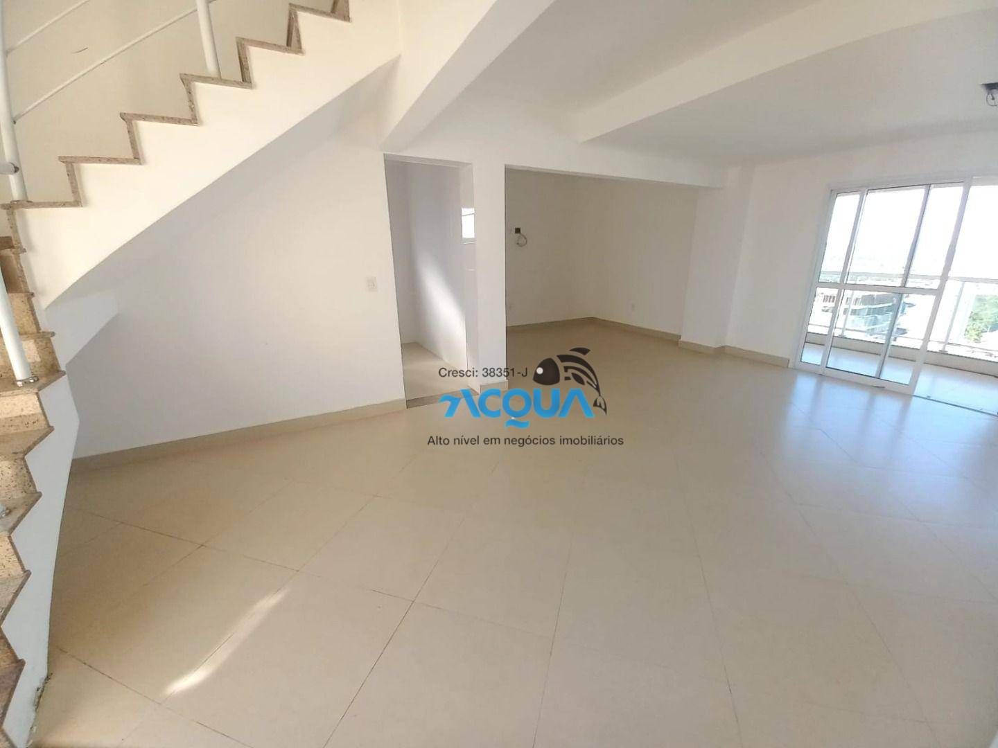 Cobertura à venda com 3 quartos, 120m² - Foto 1