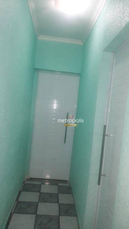 Sobrado à venda com 2 quartos, 180m² - Foto 12