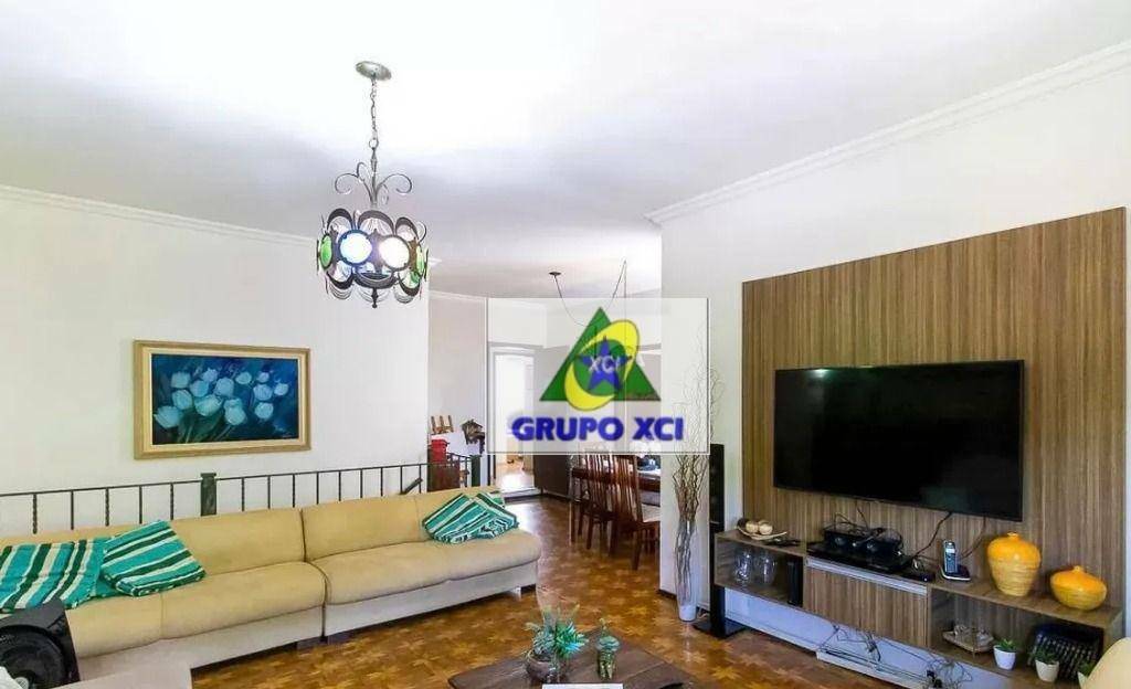 Casa à venda e aluguel com 3 quartos, 150m² - Foto 8