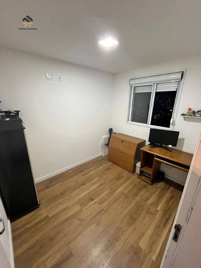 Apartamento à venda com 2 quartos, 41m² - Foto 4