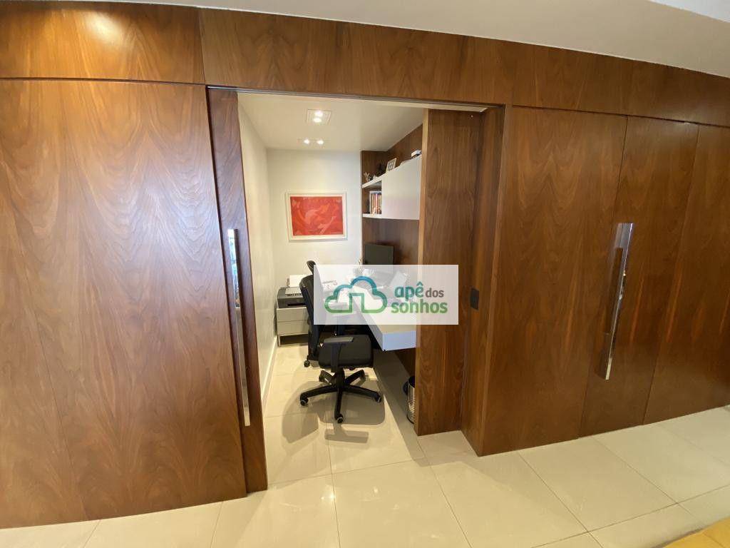 Apartamento à venda com 3 quartos, 160m² - Foto 7