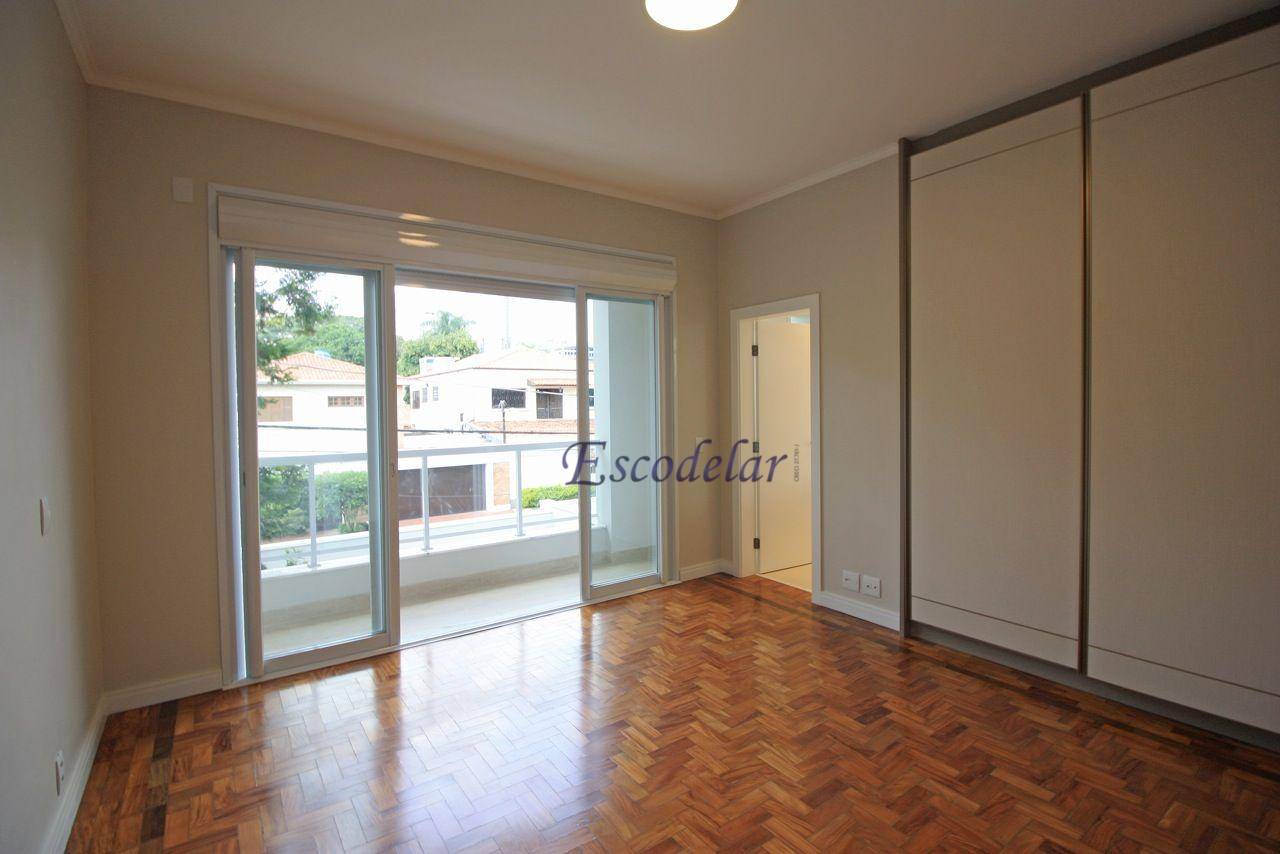 Casa à venda com 4 quartos, 360m² - Foto 44