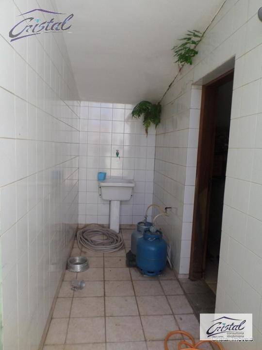 Casa de Condomínio à venda com 3 quartos, 450m² - Foto 22