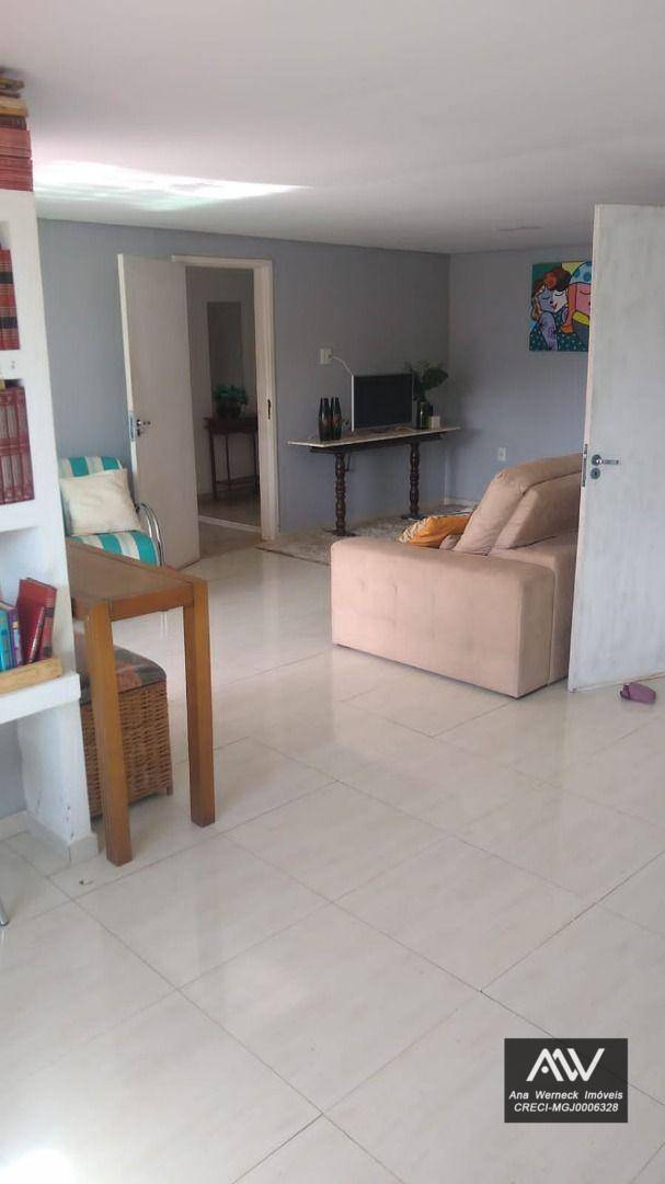 Casa à venda com 5 quartos, 168m² - Foto 12