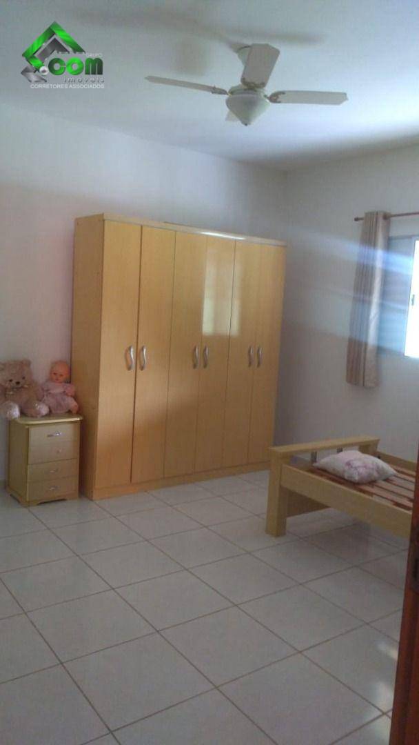 Chácara à venda com 2 quartos, 155m² - Foto 9