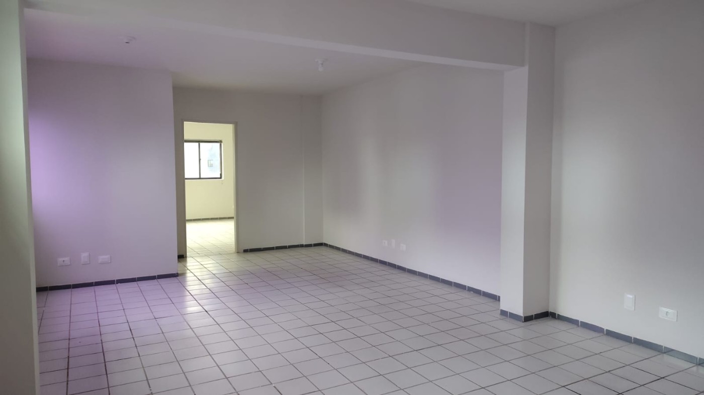 Conjunto Comercial-Sala para alugar com 1 quarto, 85m² - Foto 18