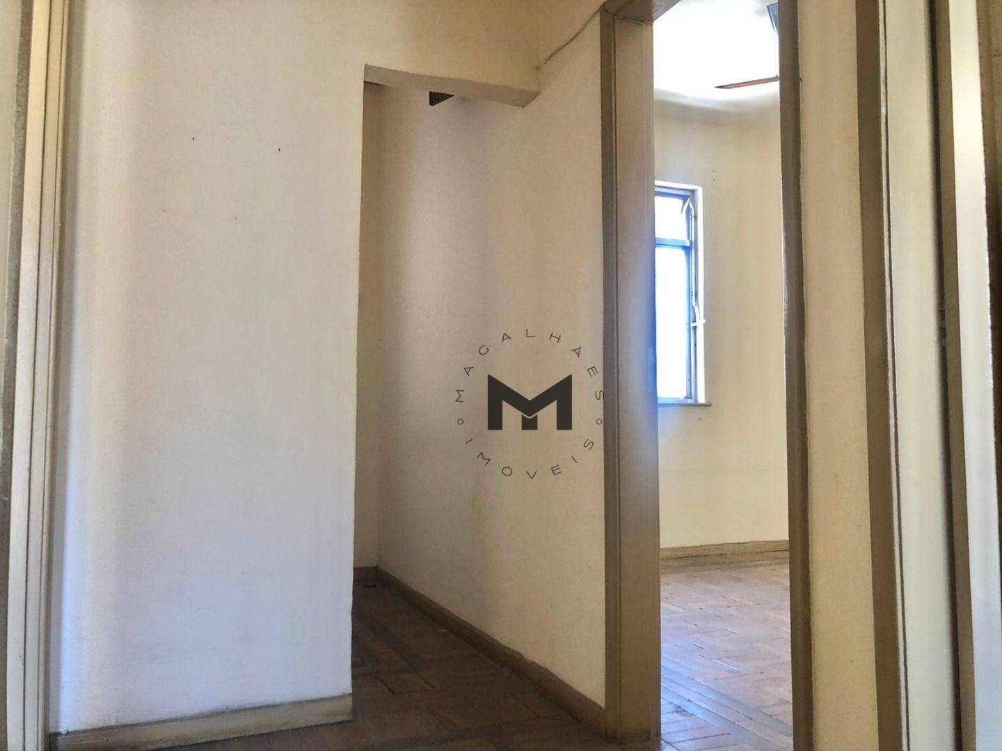 Apartamento à venda com 2 quartos, 70m² - Foto 7