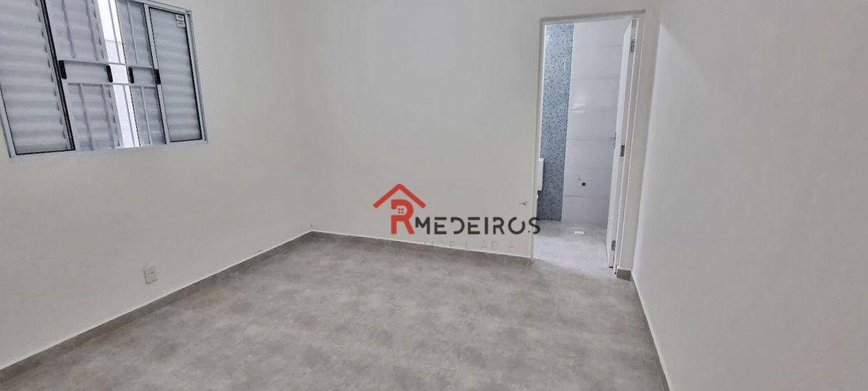 Casa à venda com 2 quartos, 90m² - Foto 13