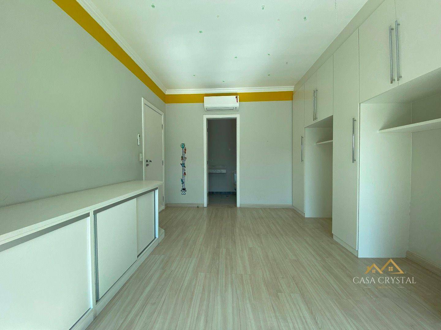 Casa de Condomínio à venda com 3 quartos, 341m² - Foto 32