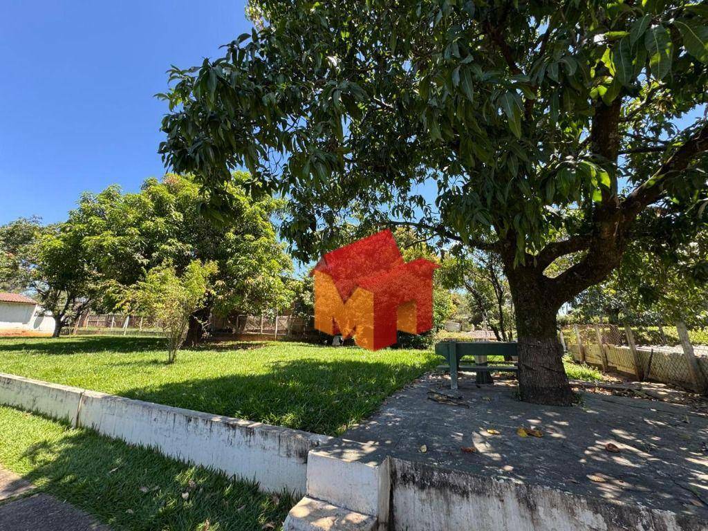 Chácara à venda com 4 quartos, 350m² - Foto 45