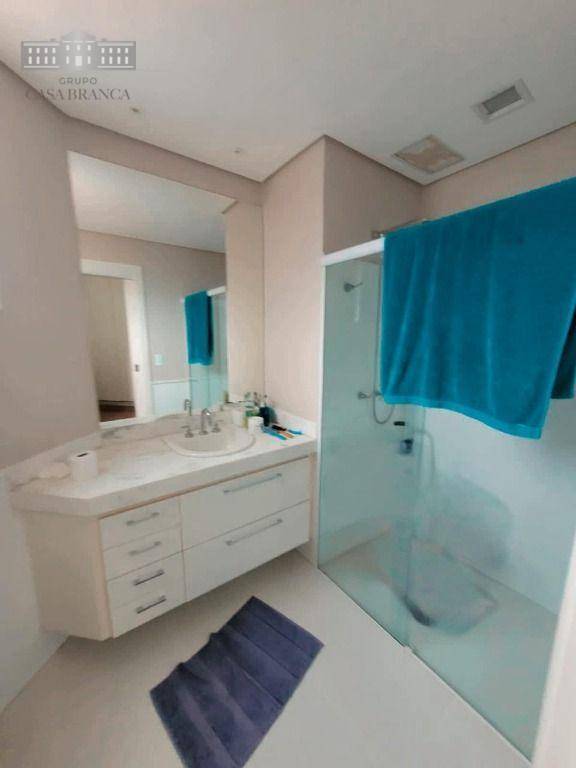 Apartamento para alugar com 3 quartos, 175m² - Foto 10