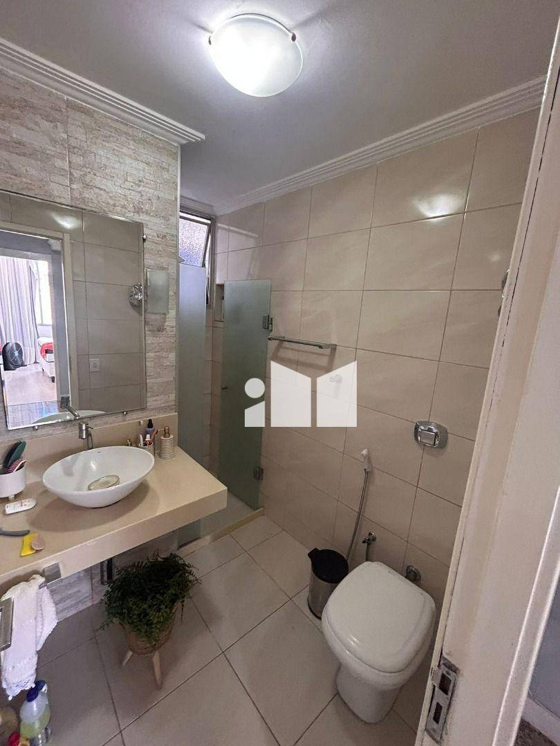 Apartamento à venda com 3 quartos, 130m² - Foto 18