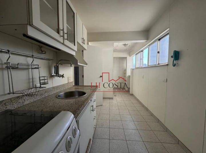 Apartamento à venda com 2 quartos, 70m² - Foto 17