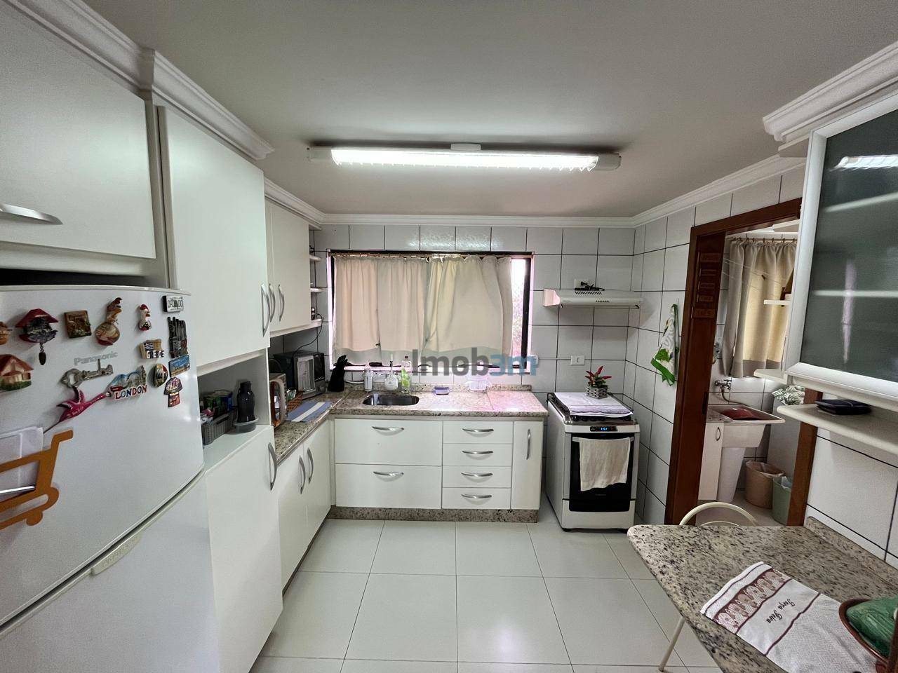 Apartamento à venda com 3 quartos, 107m² - Foto 12