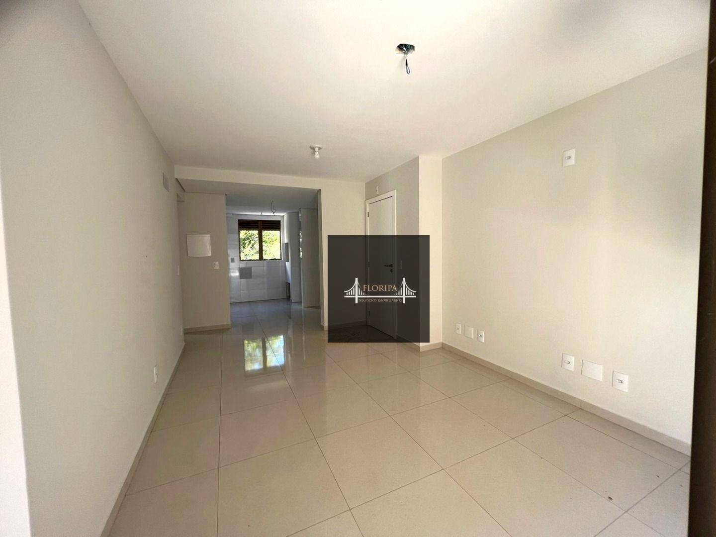 Apartamento à venda com 2 quartos, 105m² - Foto 3