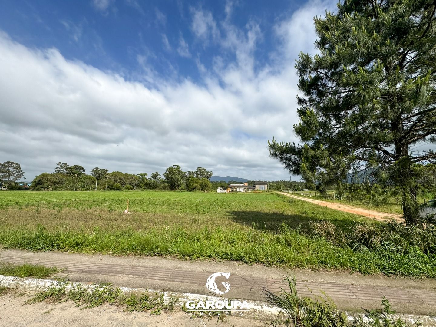 Terreno à venda, 405M2 - Foto 1