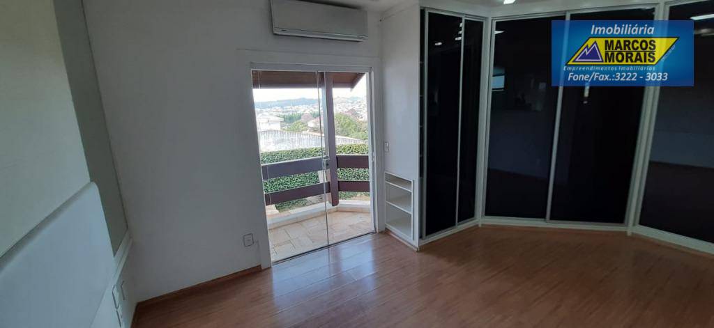 Casa à venda com 3 quartos, 380m² - Foto 17