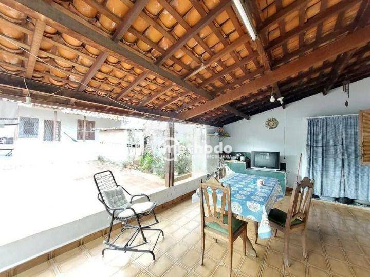 Casa à venda com 3 quartos, 180m² - Foto 16