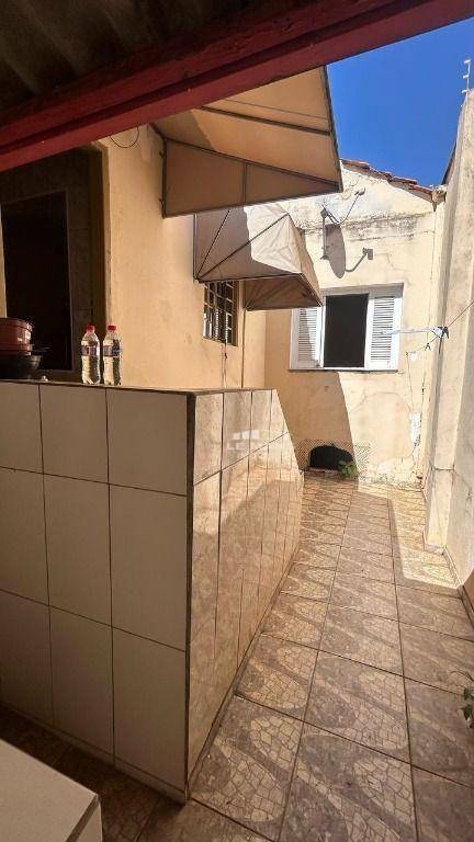 Casa à venda com 2 quartos, 69m² - Foto 12