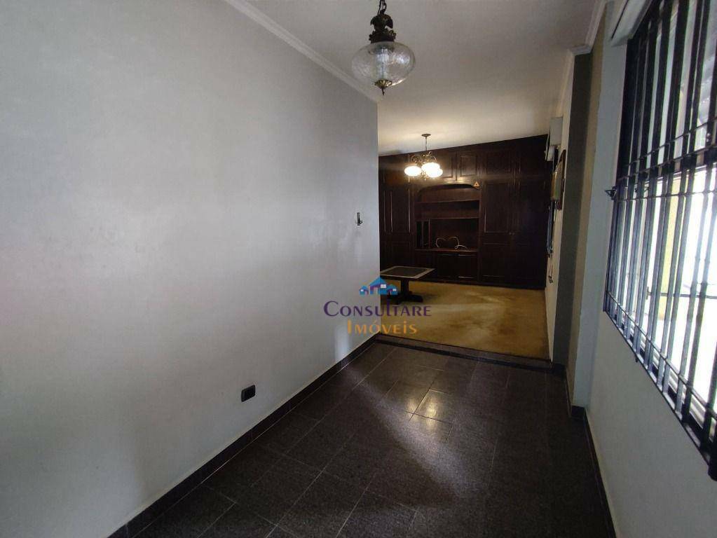 Casa para alugar com 2 quartos, 480m² - Foto 28