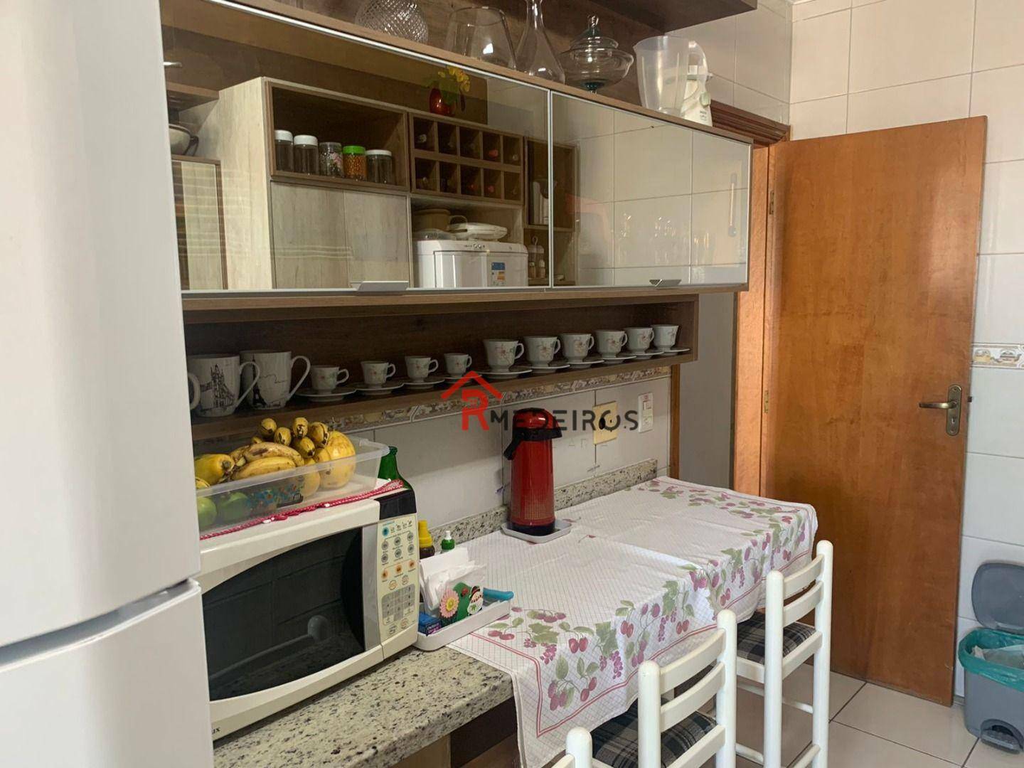 Apartamento à venda com 3 quartos, 168m² - Foto 13