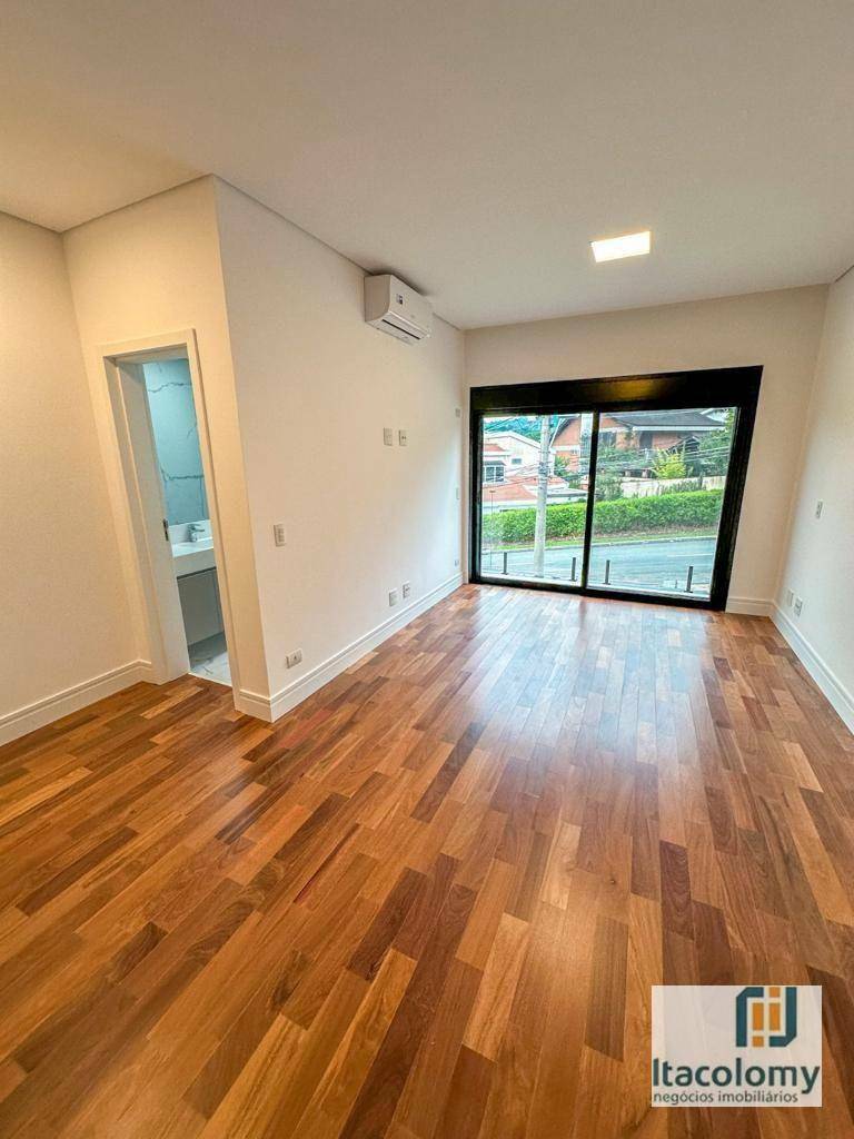 Casa de Condomínio à venda com 4 quartos, 640m² - Foto 17