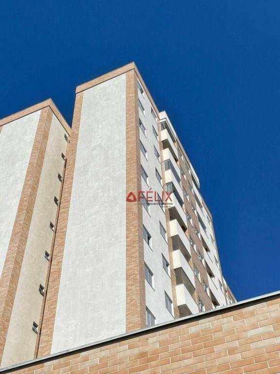 Apartamento à venda com 2 quartos, 65m² - Foto 14