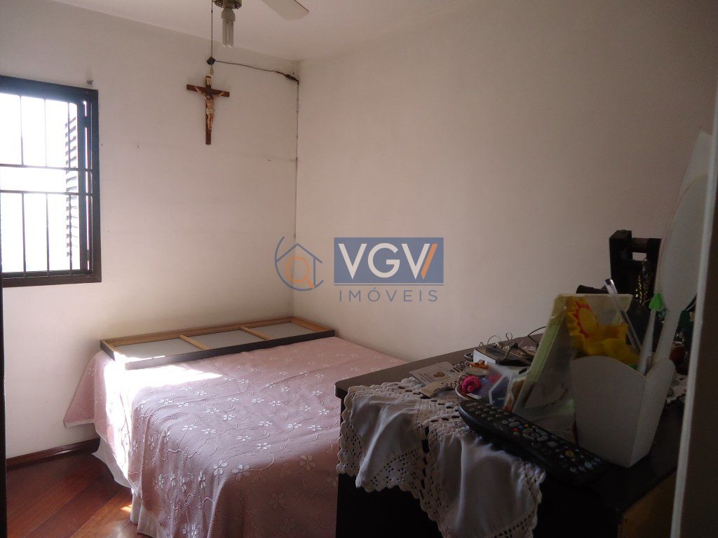 Apartamento à venda com 2 quartos, 60m² - Foto 4