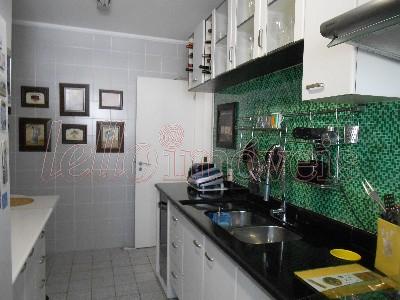 Apartamento para alugar com 3 quartos, 125m² - Foto 14