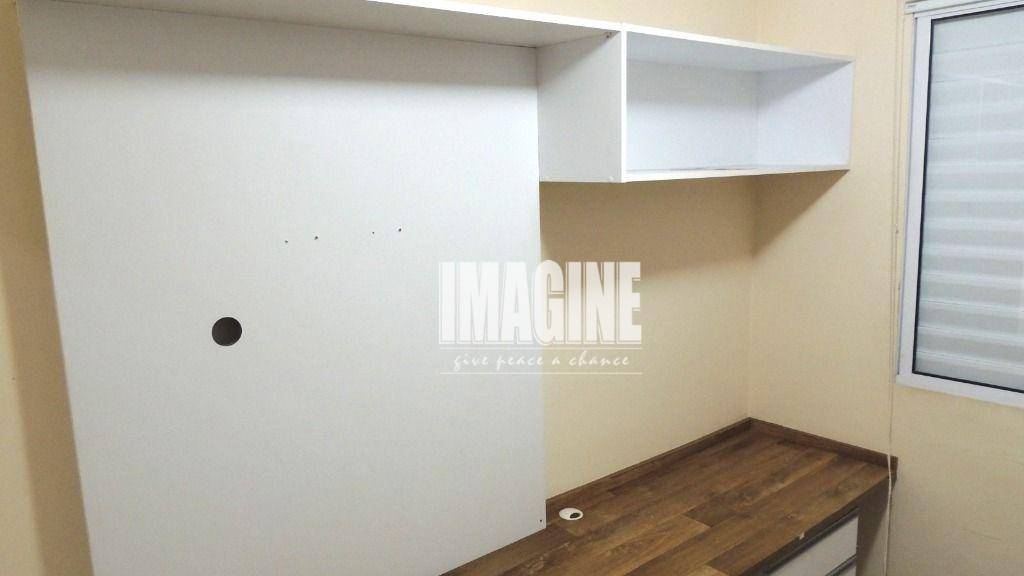 Apartamento à venda com 3 quartos, 64m² - Foto 12