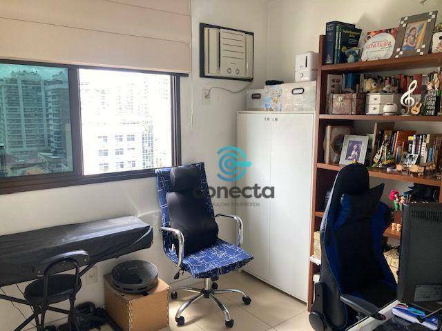 Apartamento à venda com 2 quartos, 70m² - Foto 6