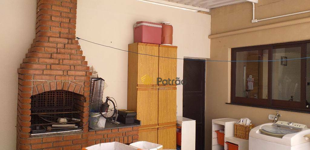 Sobrado à venda com 3 quartos, 212m² - Foto 10