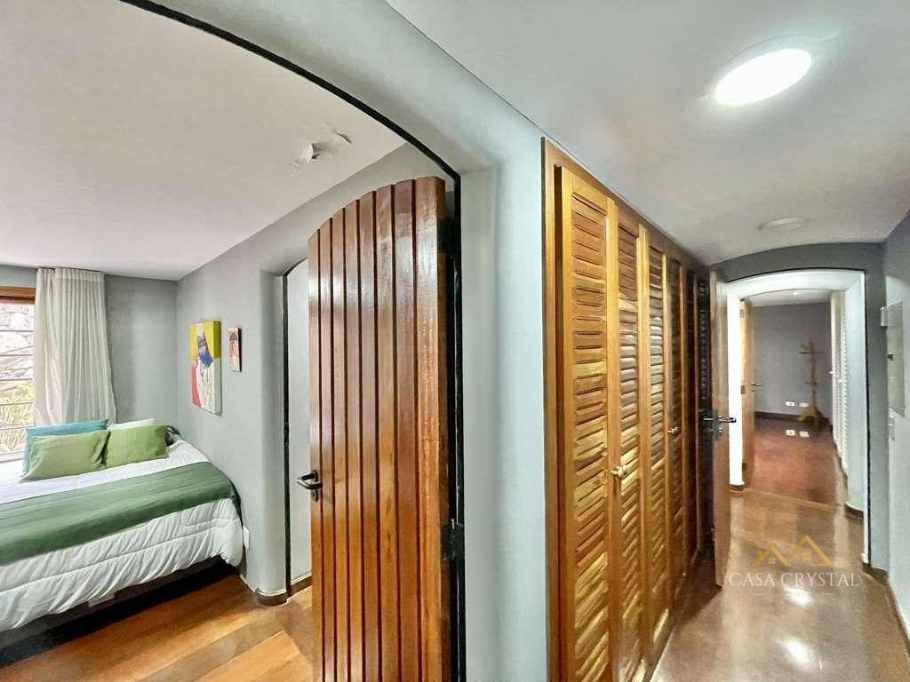 Casa de Condomínio à venda com 4 quartos, 548m² - Foto 37