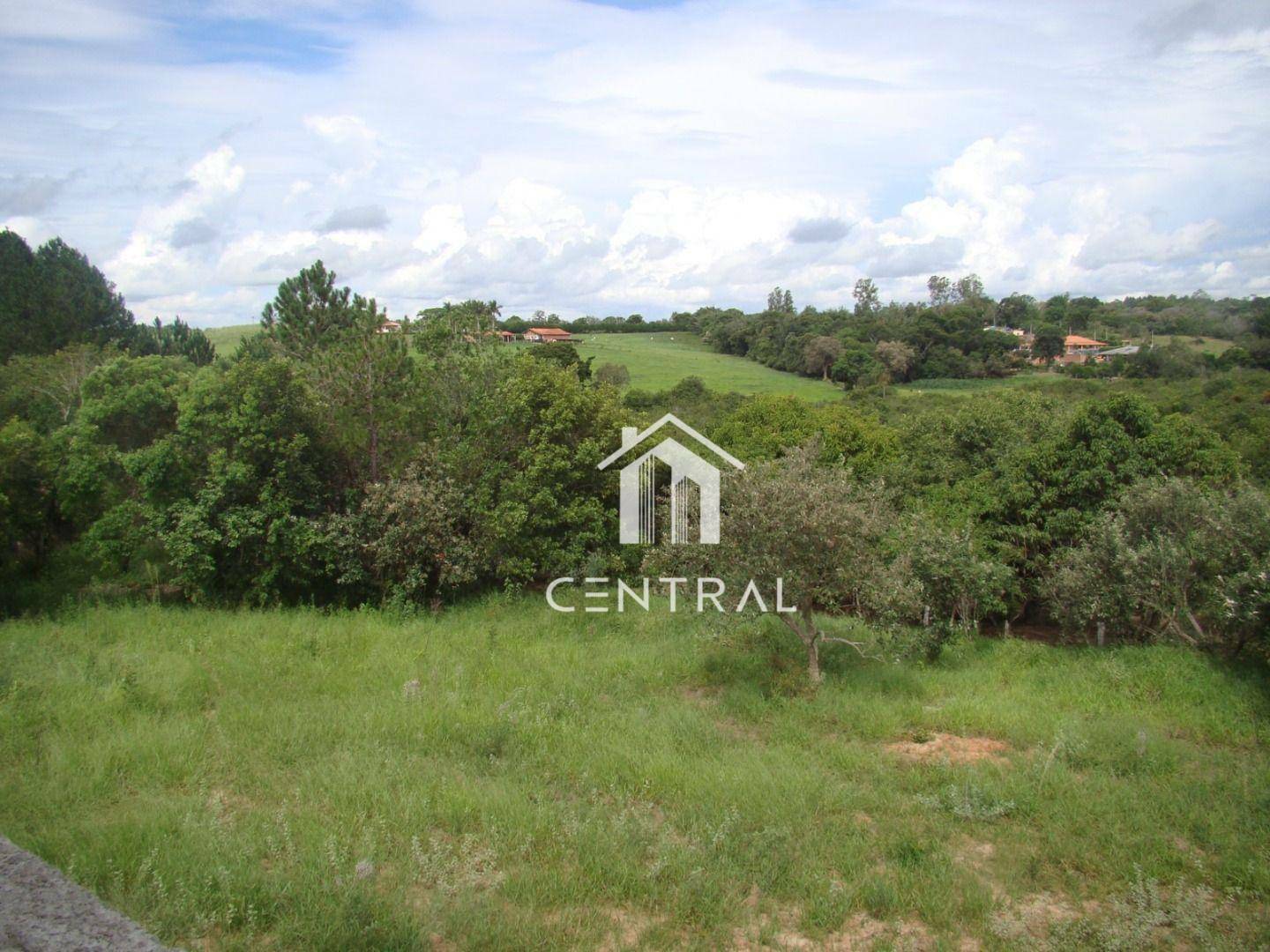 Chácara à venda com 3 quartos, 160m² - Foto 2